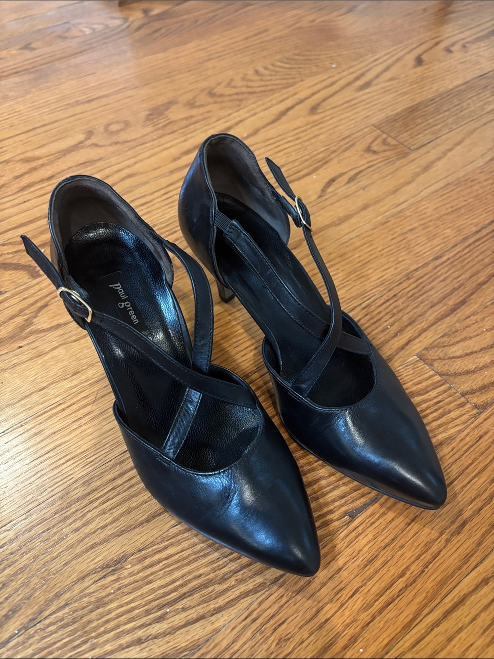 Paul Green Black Pointed-Toe Cross-Strap Pumps Black Size 3
